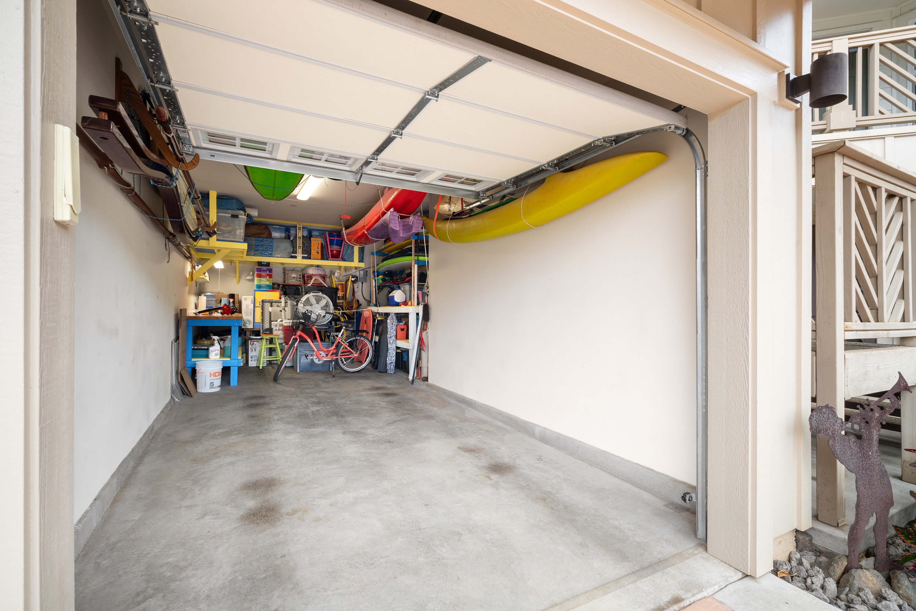 Private enclosed garage